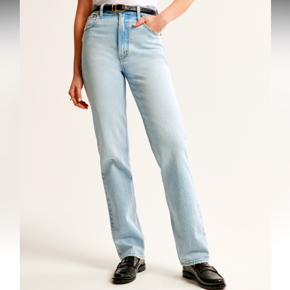 Abercrombie 90’s straight ultra high rise